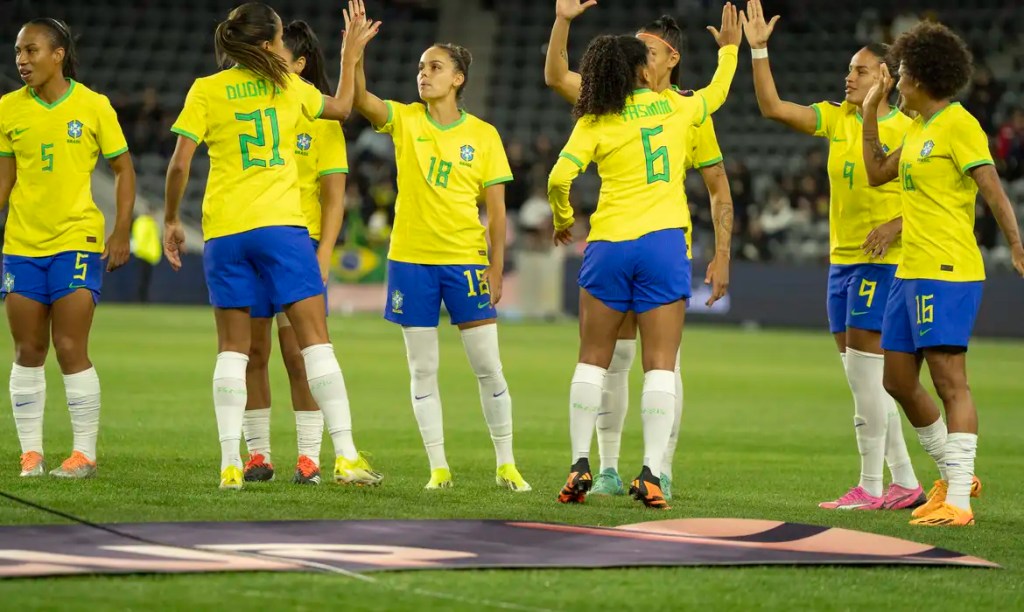 Brasil derrota México e se garante na decisão da Copa Ouro&nbsp;feminina