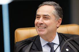 Barroso diz que risco à democracia era maior do que se&nbsp;pensava