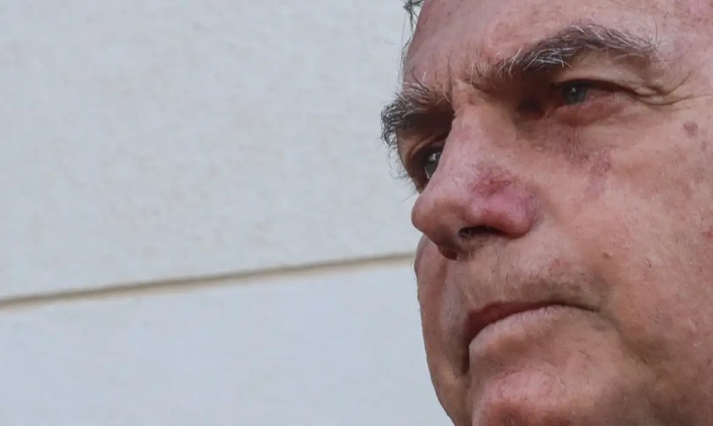 Bolsonaro se hospedou na Embaixada da Hungria após perder&nbsp;passaporte