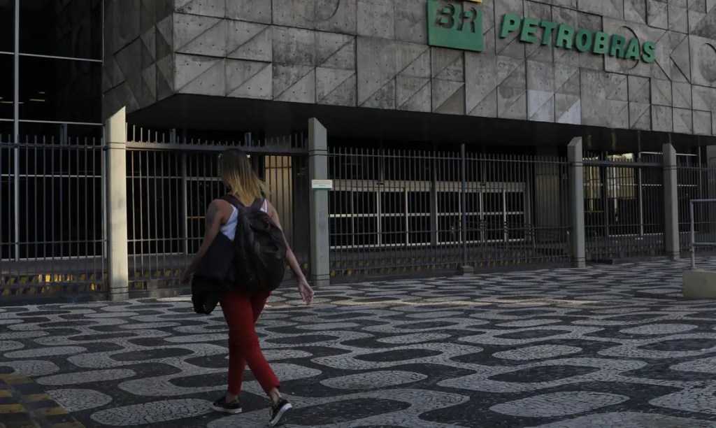 Programa Petrobras Jovem Aprendiz vai abrir mais de mil&nbsp;vagas