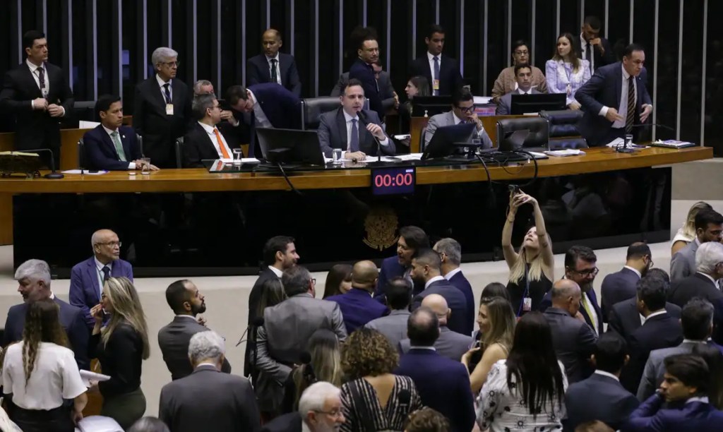 Congresso mantém veto de Bolsonaro à Lei em Defesa da&nbsp;Democracia
