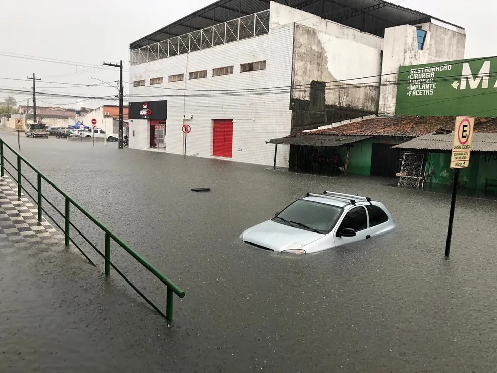 Chuvas intensas, provocam prejuizos e medo nos moradores da capital&nbsp;paraibana