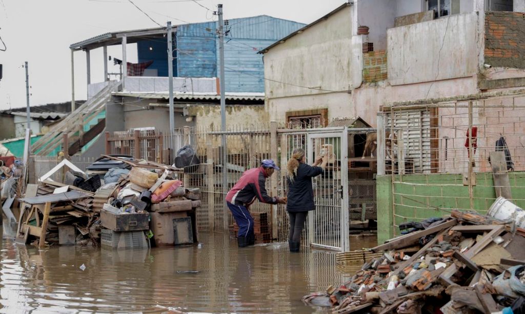 Revolta e incerteza marcam volta de alagamentos em Eldorado do&nbsp;Sul