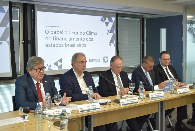 João Azevêdo participa de evento do BNDES e defende criação de fundo para a&nbsp;caatinga