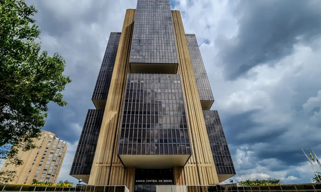 Mercado aumenta previsão da inflação de 4,12% para 4,2% em&nbsp;2024