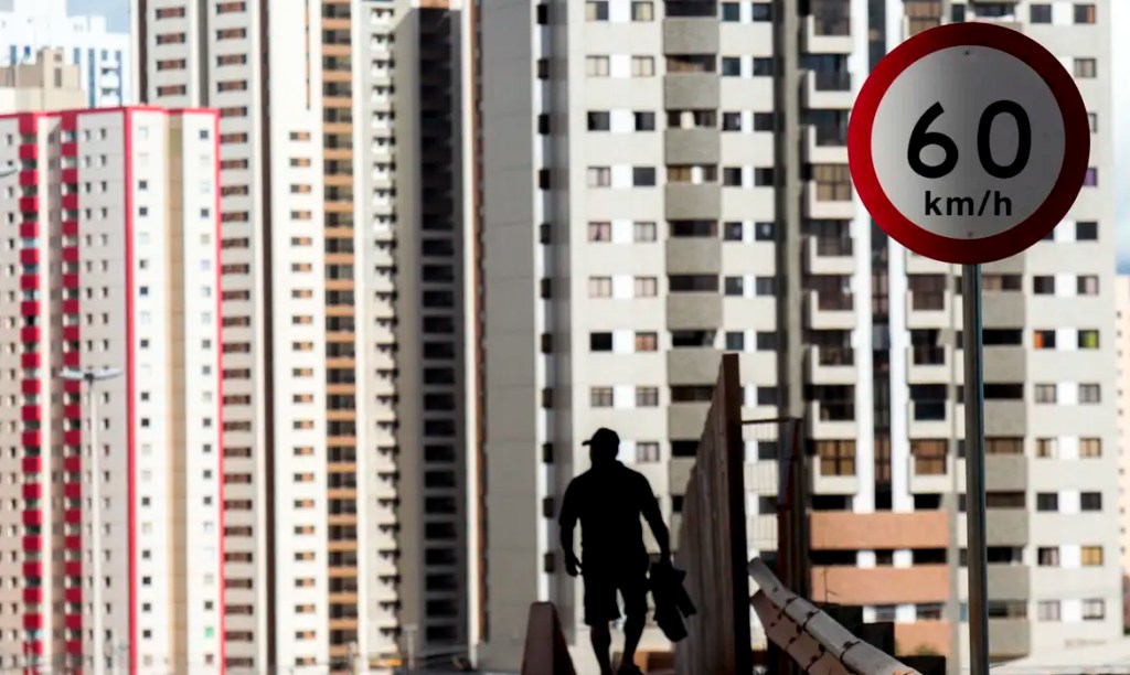 Gangstalking: médicos alertam para risco de crença em&nbsp;perseguição