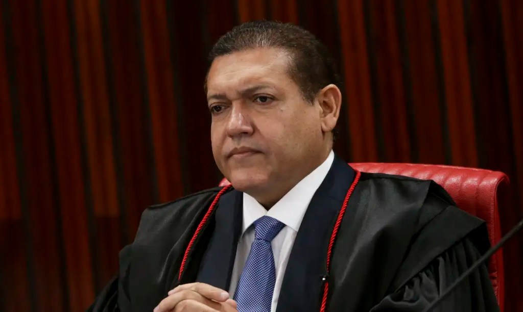 Nunes Marques pede parecer da AGU e PGR sobre suspensão do&nbsp;X