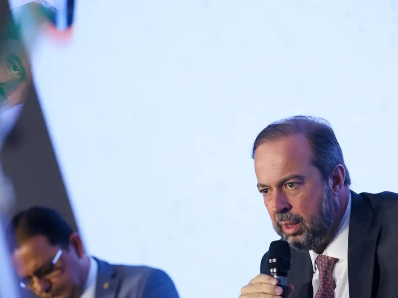 Brasil não corre risco de crise energética em 2024, diz&nbsp;ministro