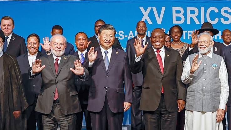 Brasil Fora do Mapa da Fome: Com Lula e os BRICS, Contra a Fome e os&nbsp;Bilionários!